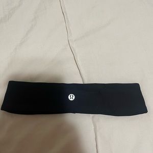 LULULEMON HEADBAND NEVER WORN